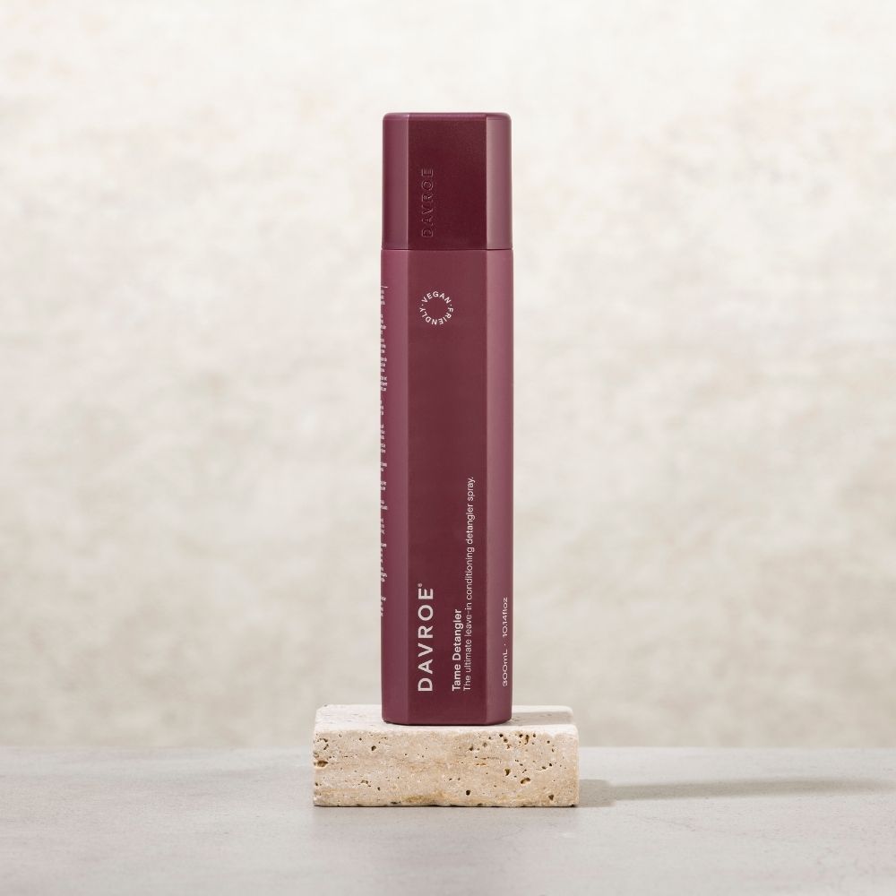 Davroe Tame Detangler Stone Shot