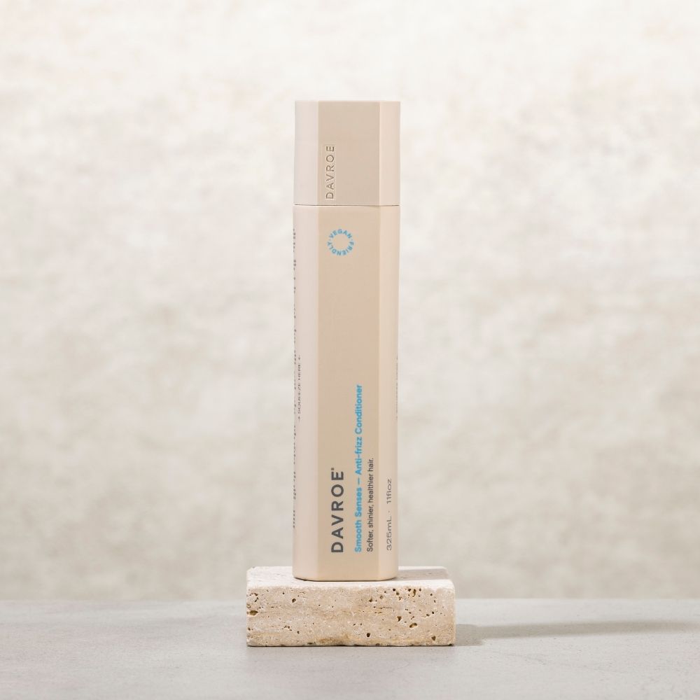 Davroe Smooth Senses Conditioner Stone Shot